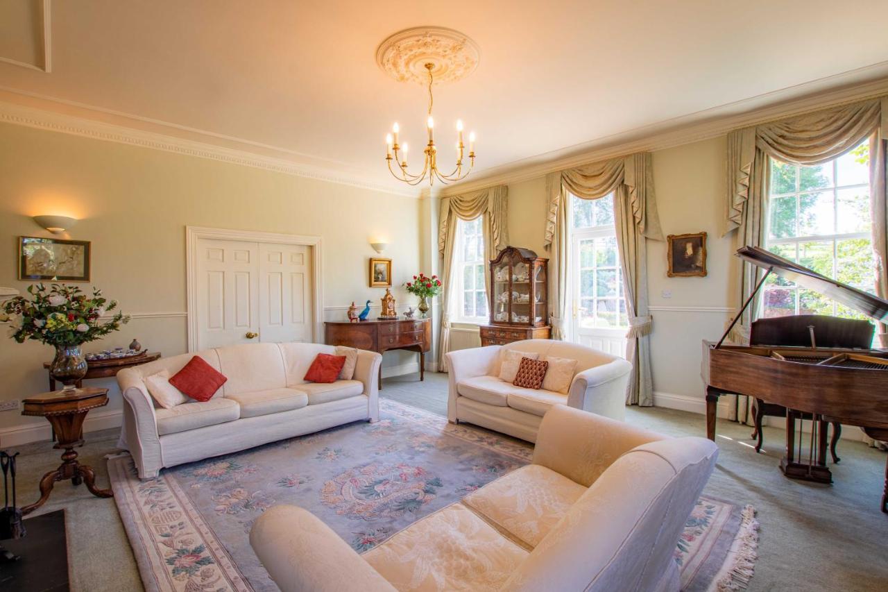 Austons Down Farm B&B Claverdon エクステリア 写真