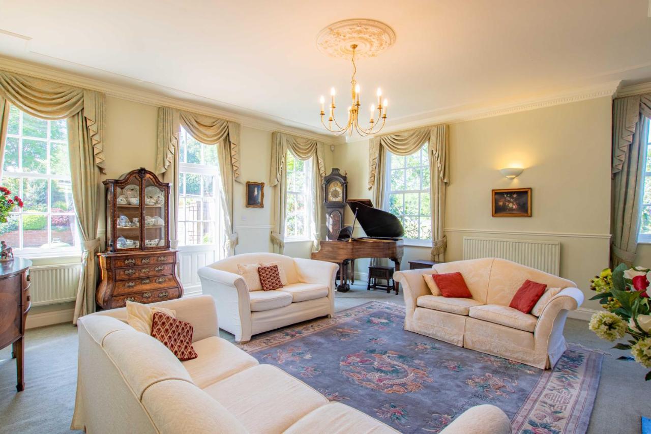 Austons Down Farm B&B Claverdon エクステリア 写真