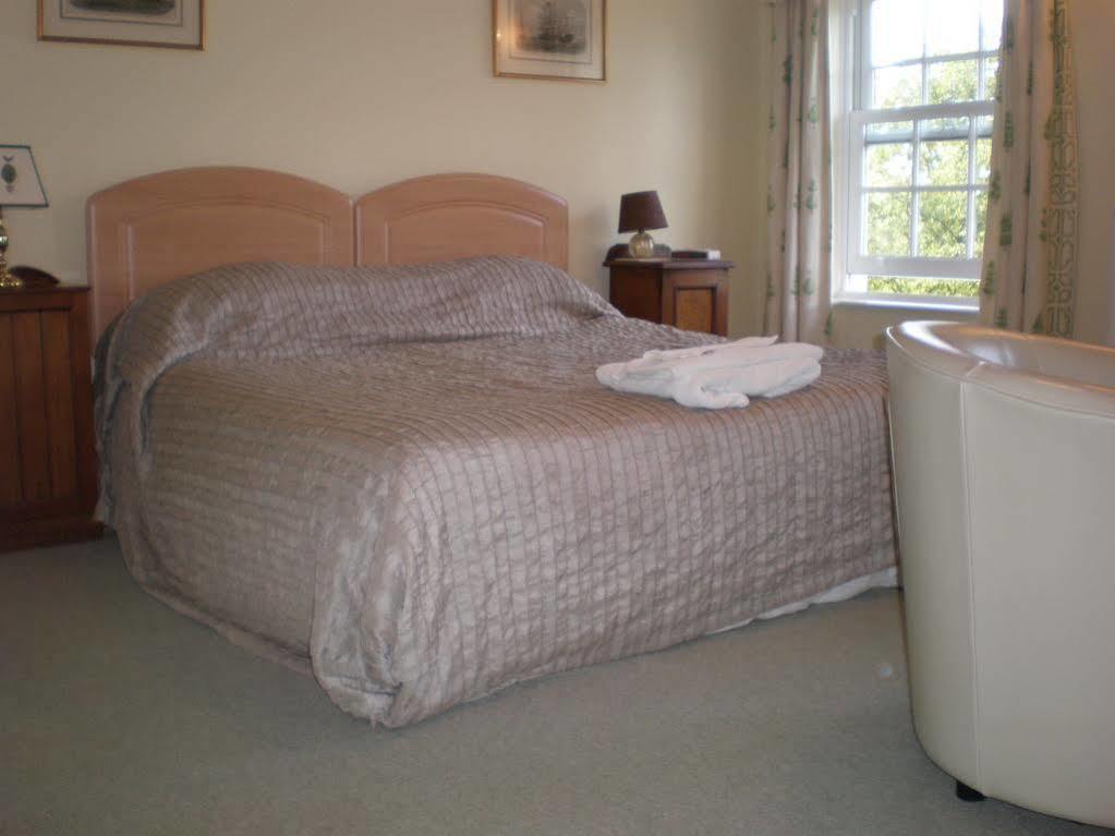Austons Down Farm B&B Claverdon エクステリア 写真